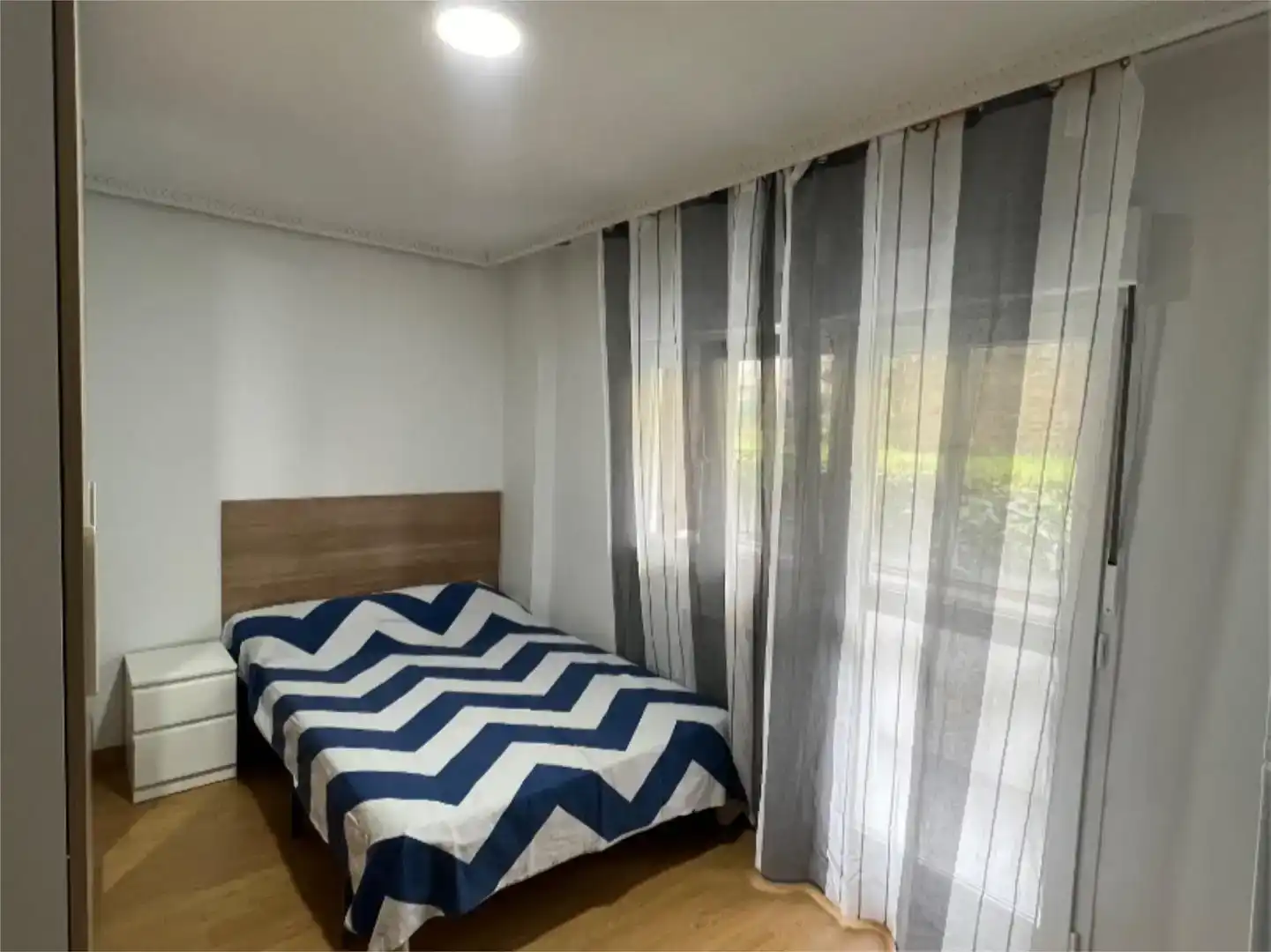 Schlafzimmer von Wohnung zur untervermieten in Versalles