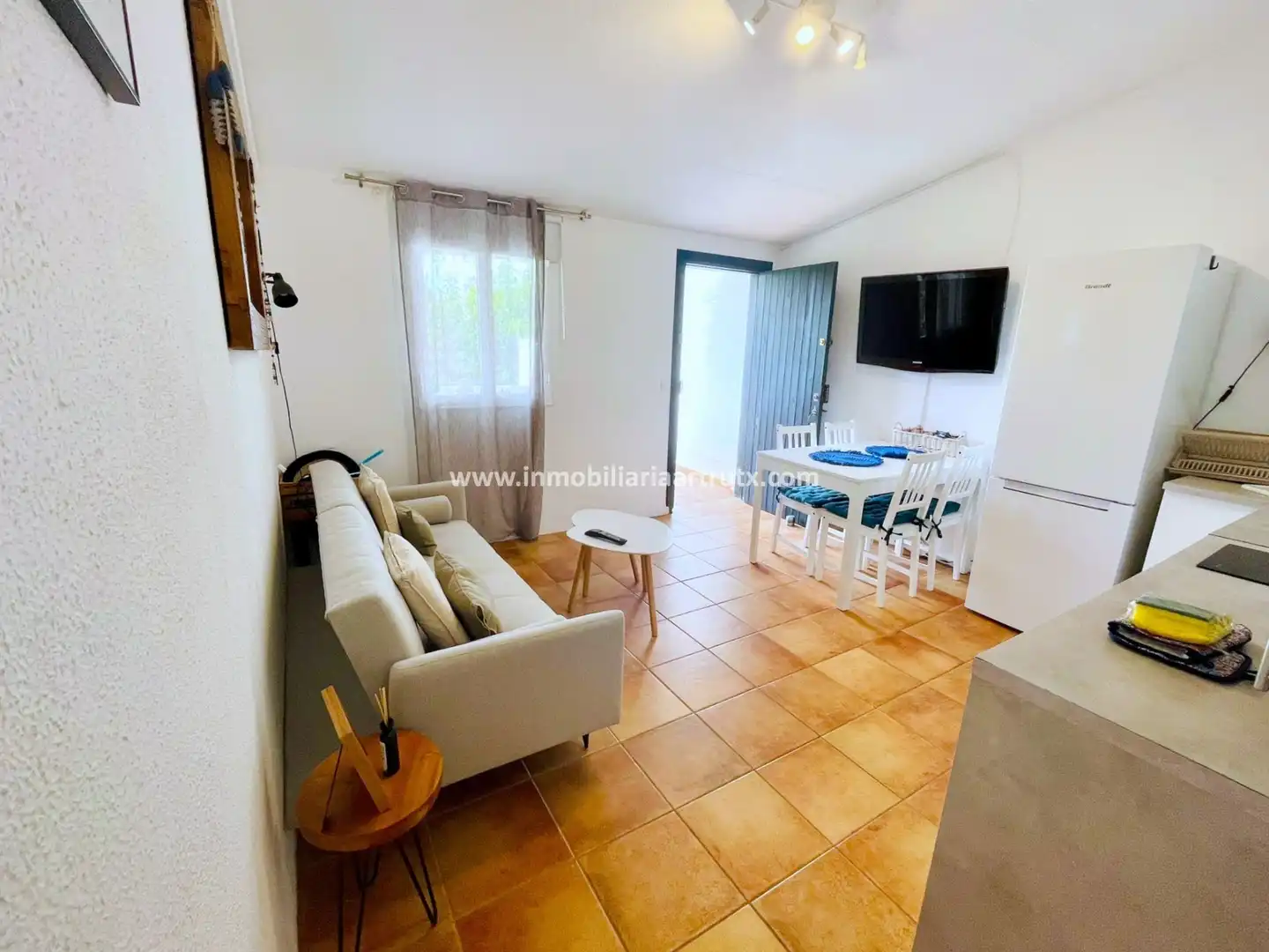 Sala d'estar de Apartament en venda en Ciutadella de Menorca amb Aire condicionat, Terrassa i Moblat