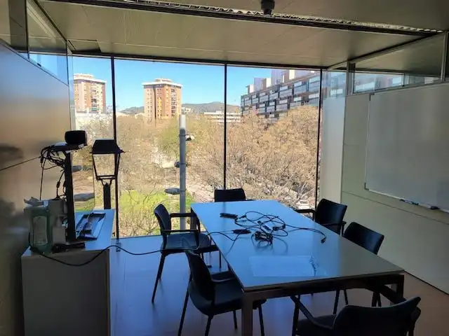 Büro zur Miete in Barcelona mit Klimaanlage, Heizung und Terrasse