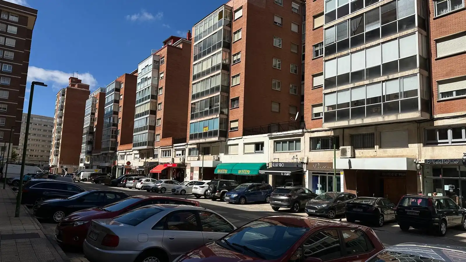 Oficina amb ascensor en venda a Avenida Vena, imagen 11