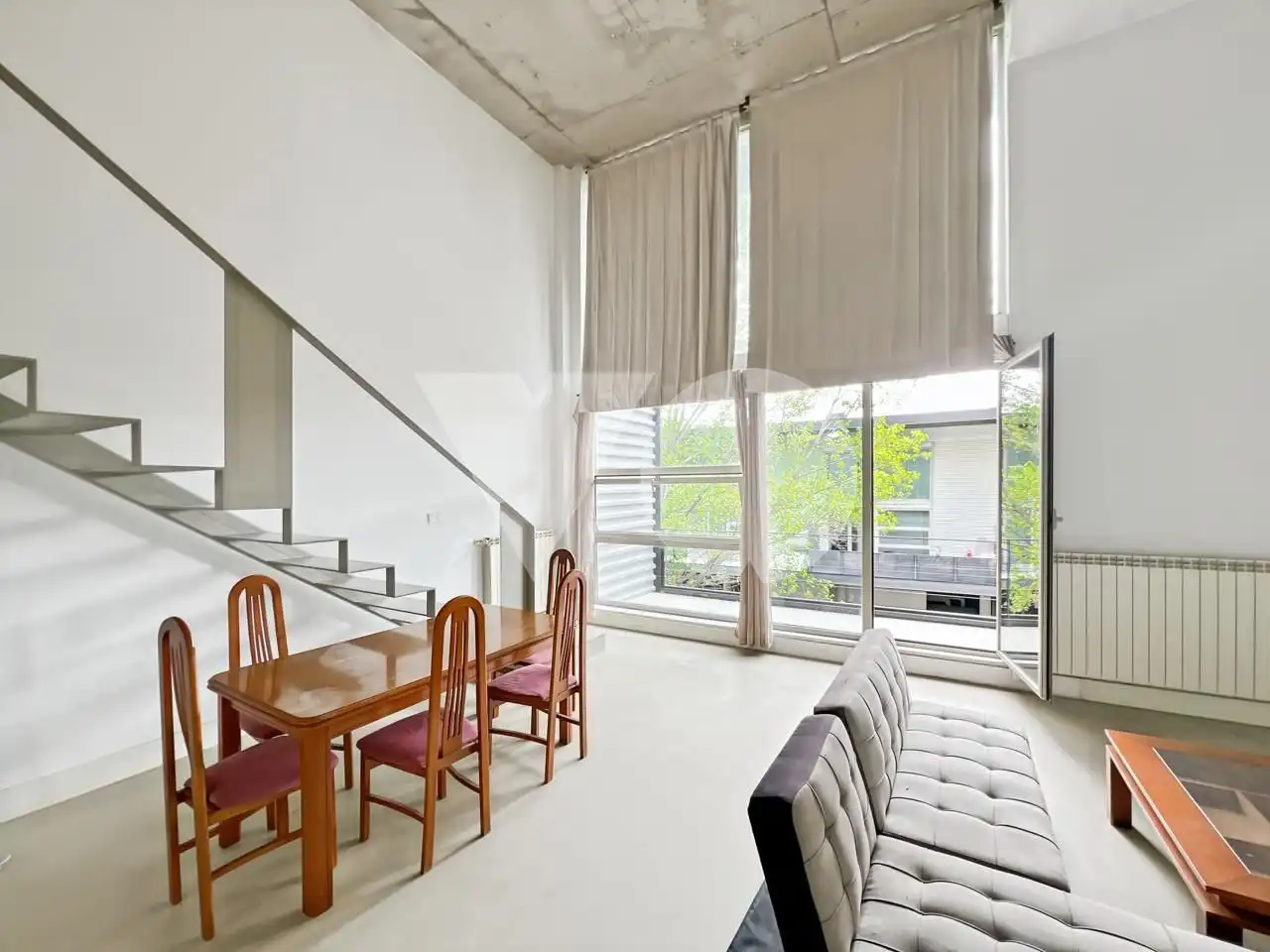 Sala de estar de Dúplex en venta en Camarma de Esteruelas con Aire acondicionado, Calefacción y Terraza