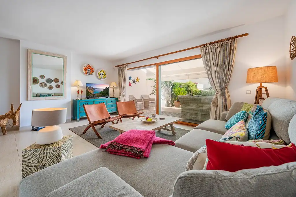 Living room of Detached homes for sale in Pollença  with Air Conditioner, Private garden and Terrace