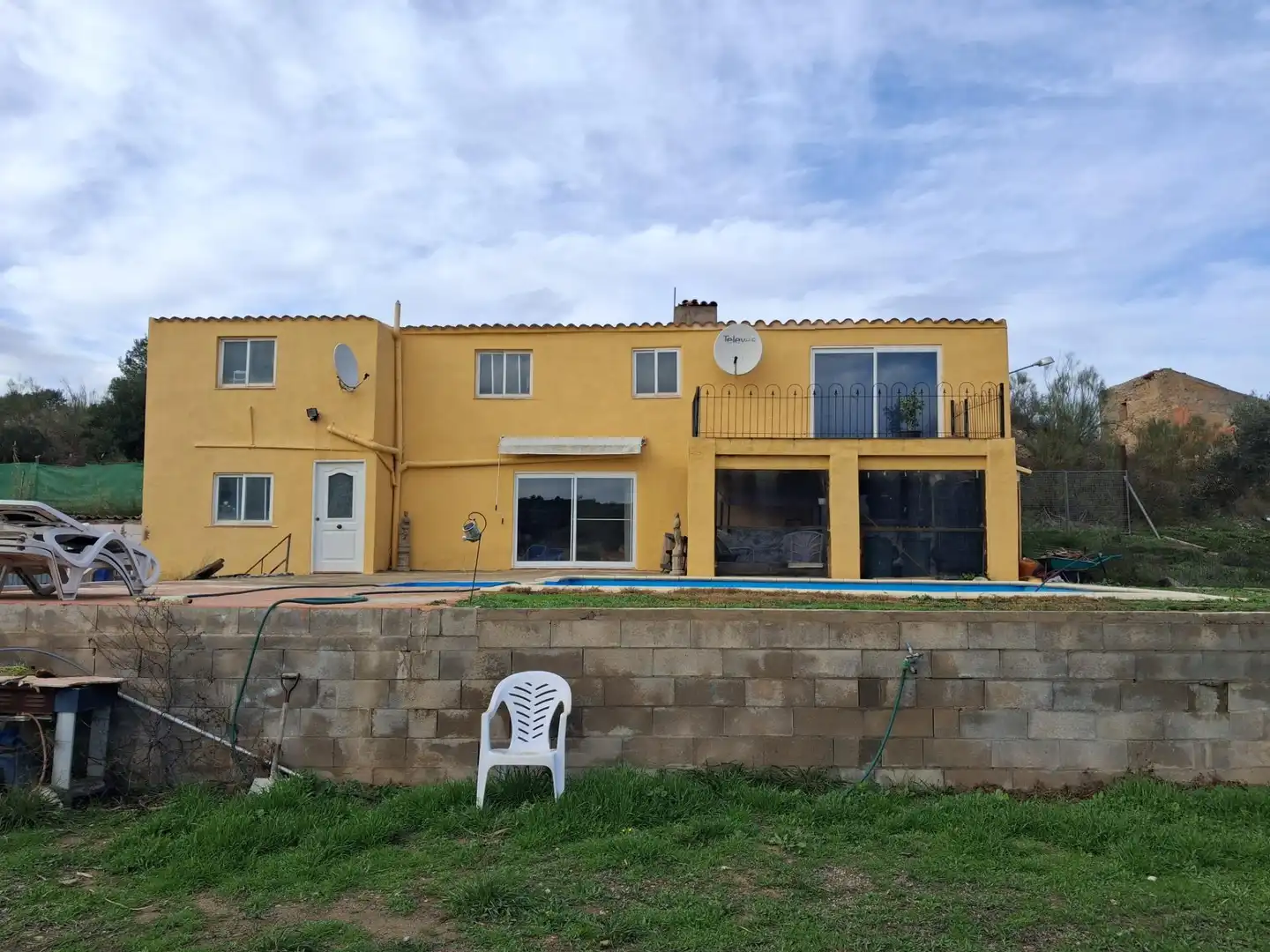 Vista exterior de Casa o chalet en venta en Riba-roja d'Ebre