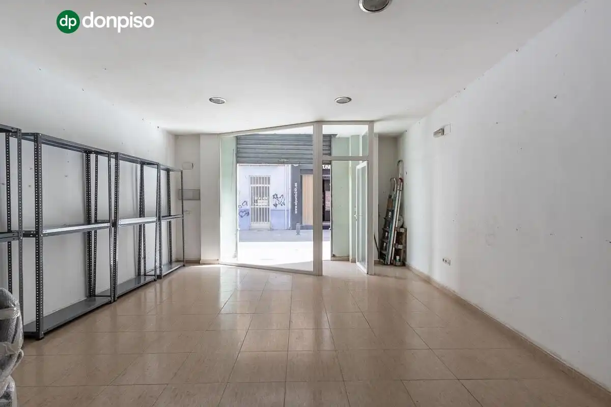 Locale commerciale in vendita a Calle Real 7, imagen 2