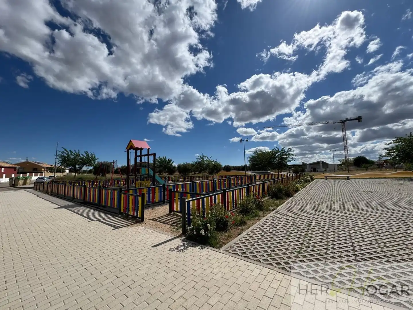 Vista exterior de Casa o chalet en venta en Burguillos de Toledo con Aire acondicionado, Calefacción y Jardín privado