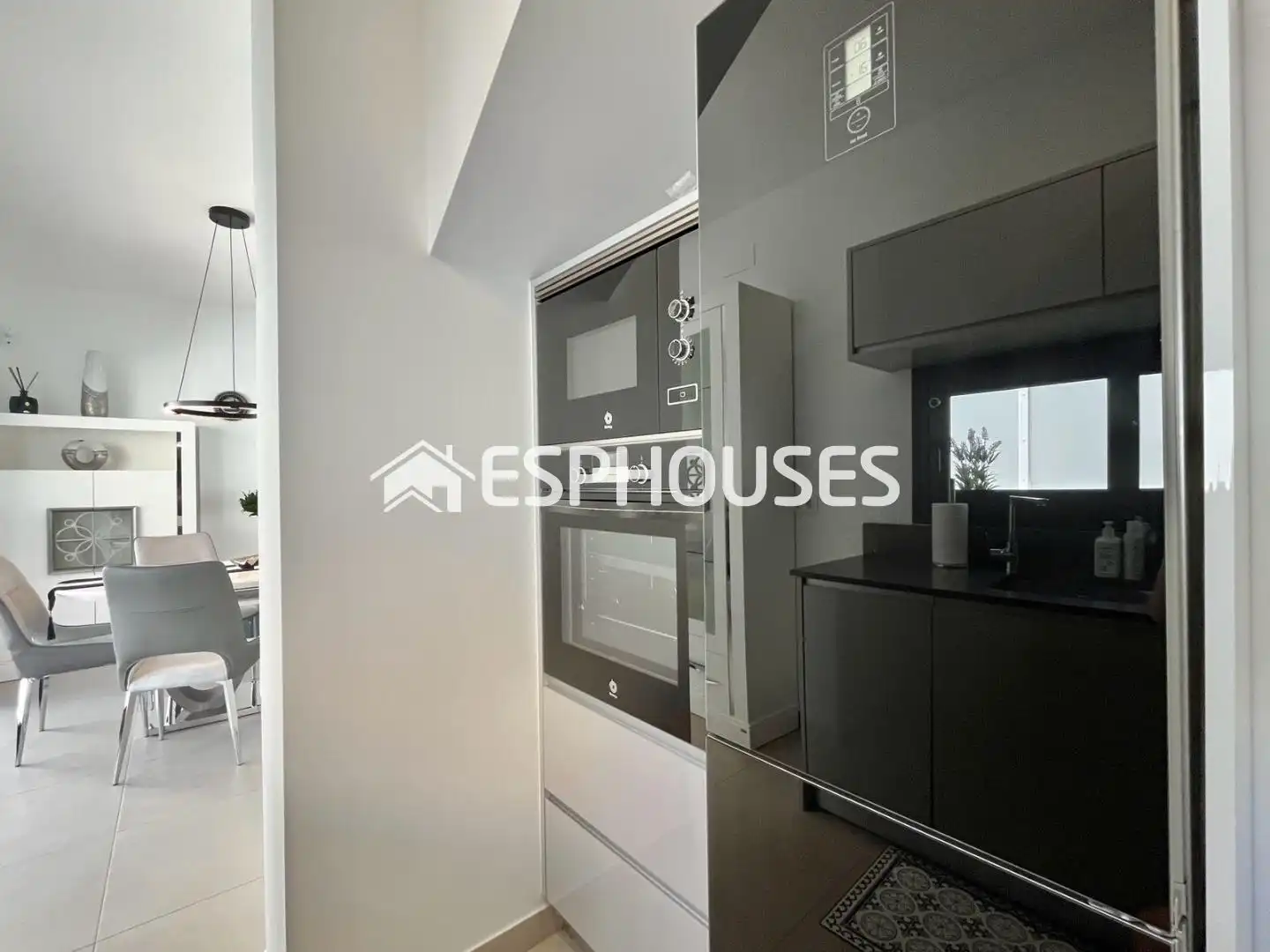 Cocina de Casa o chalet en venta en Guardamar del Segura con Aire acondicionado, Trastero y Piscina