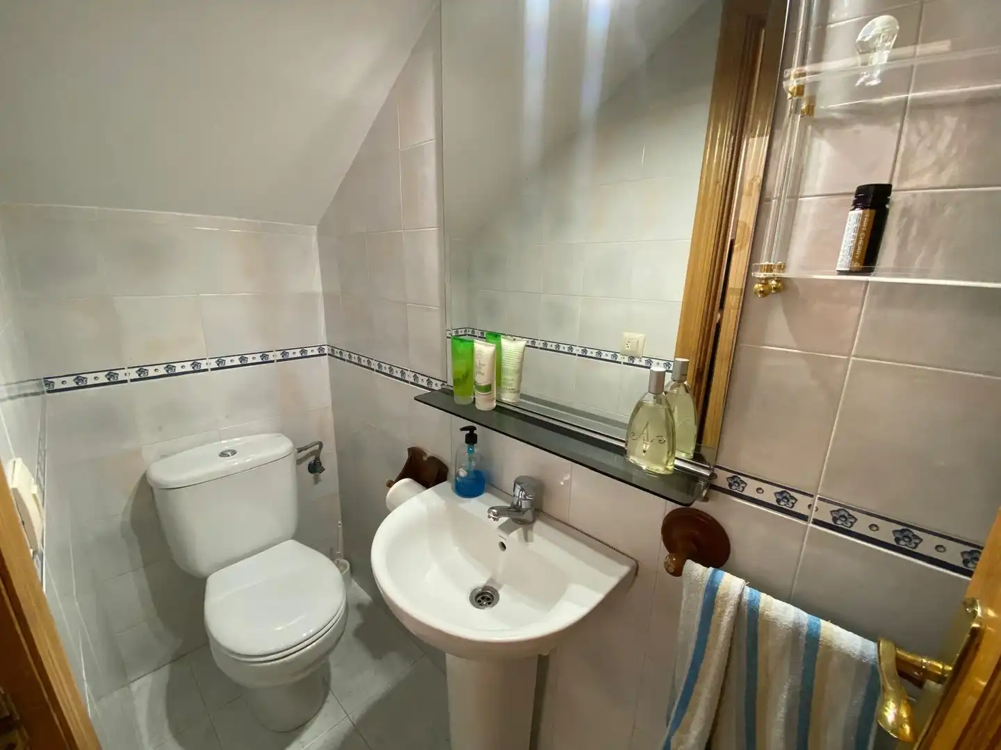 Bathroom of Detached homes for sale in Los Barrios  with Heating, Terrace and Storage room
