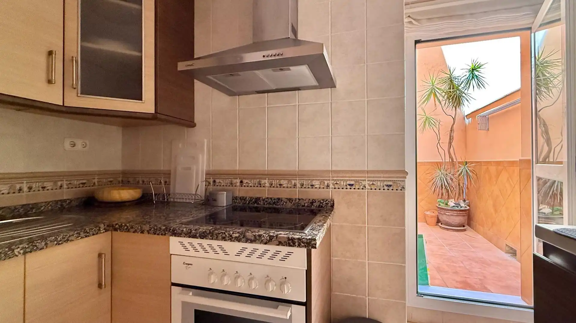 Küche von Wohnung zum Verkauf in Mijas mit Klimaanlage, Terrasse und Möbliert