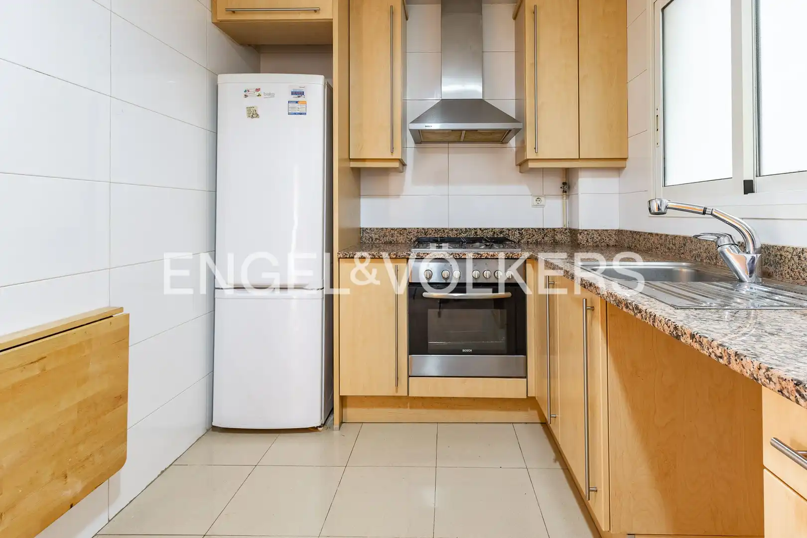 Kitchen of Flat for sale in Mataró  with Air Conditioner, Heating and Parquet flooring
