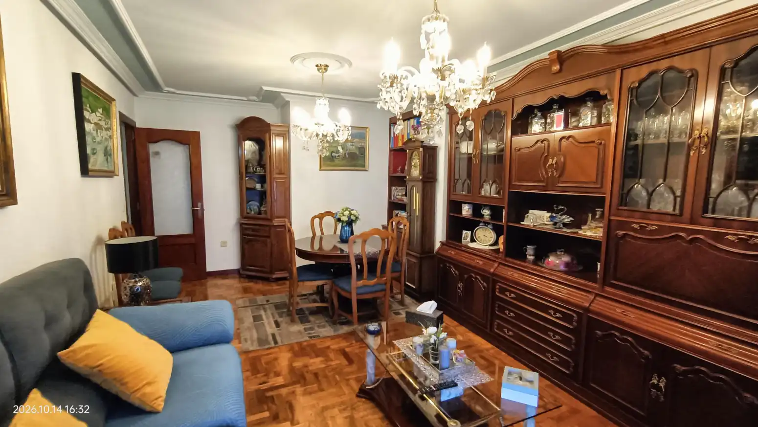 Sala de estar de Piso en venta en Avilés con Calefacción, Jardín privado y Terraza