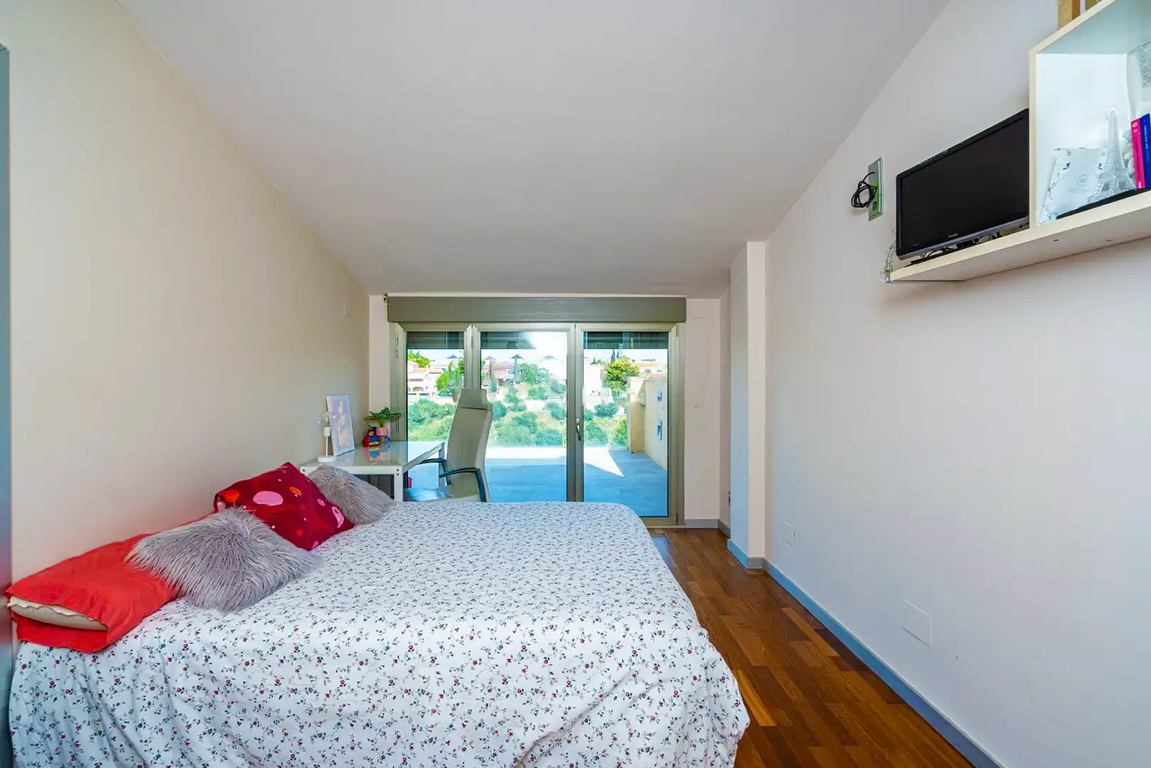 Dormitori de Casa o xalet de lloguer en Torrevieja amb Aire condicionat, Calefacció i Jardí privat