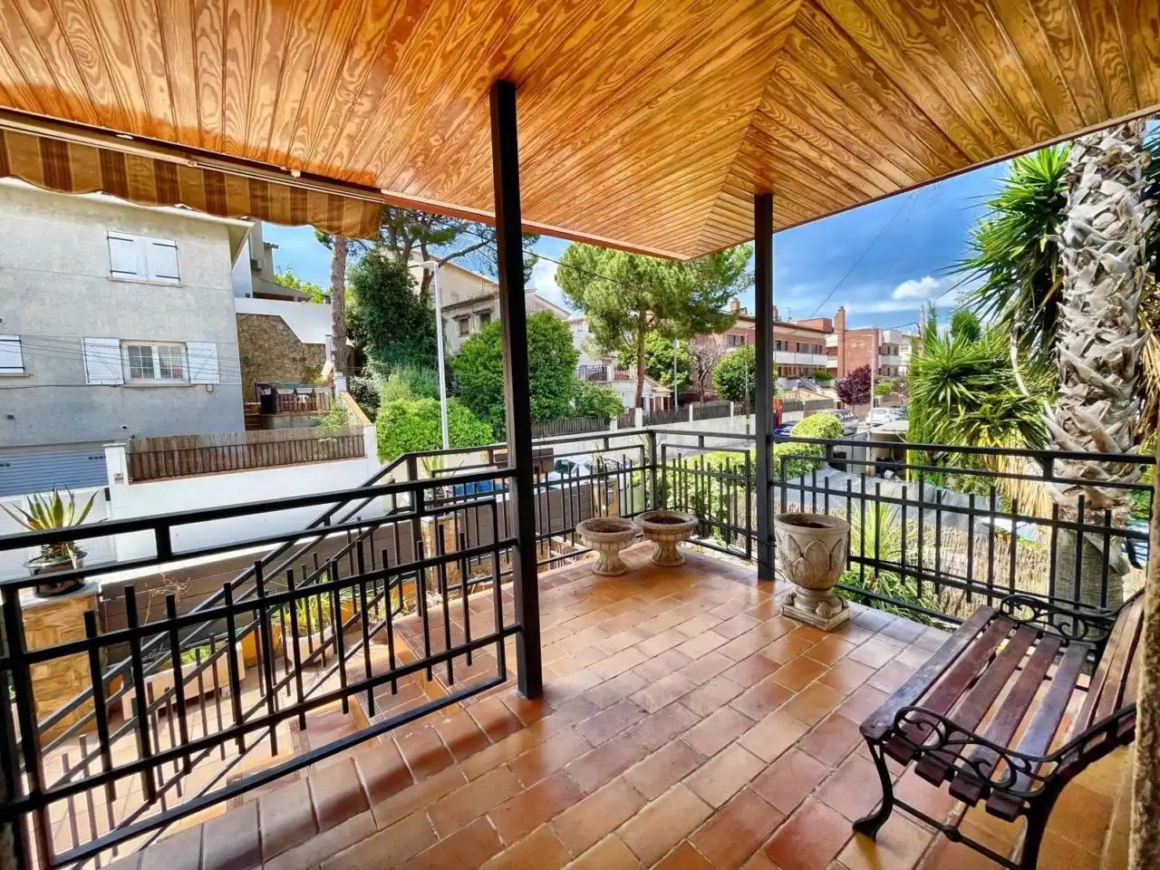 Terraza de Casa o chalet en venta en Cerdanyola del Vallès con Calefacción, Jardín privado y Terraza