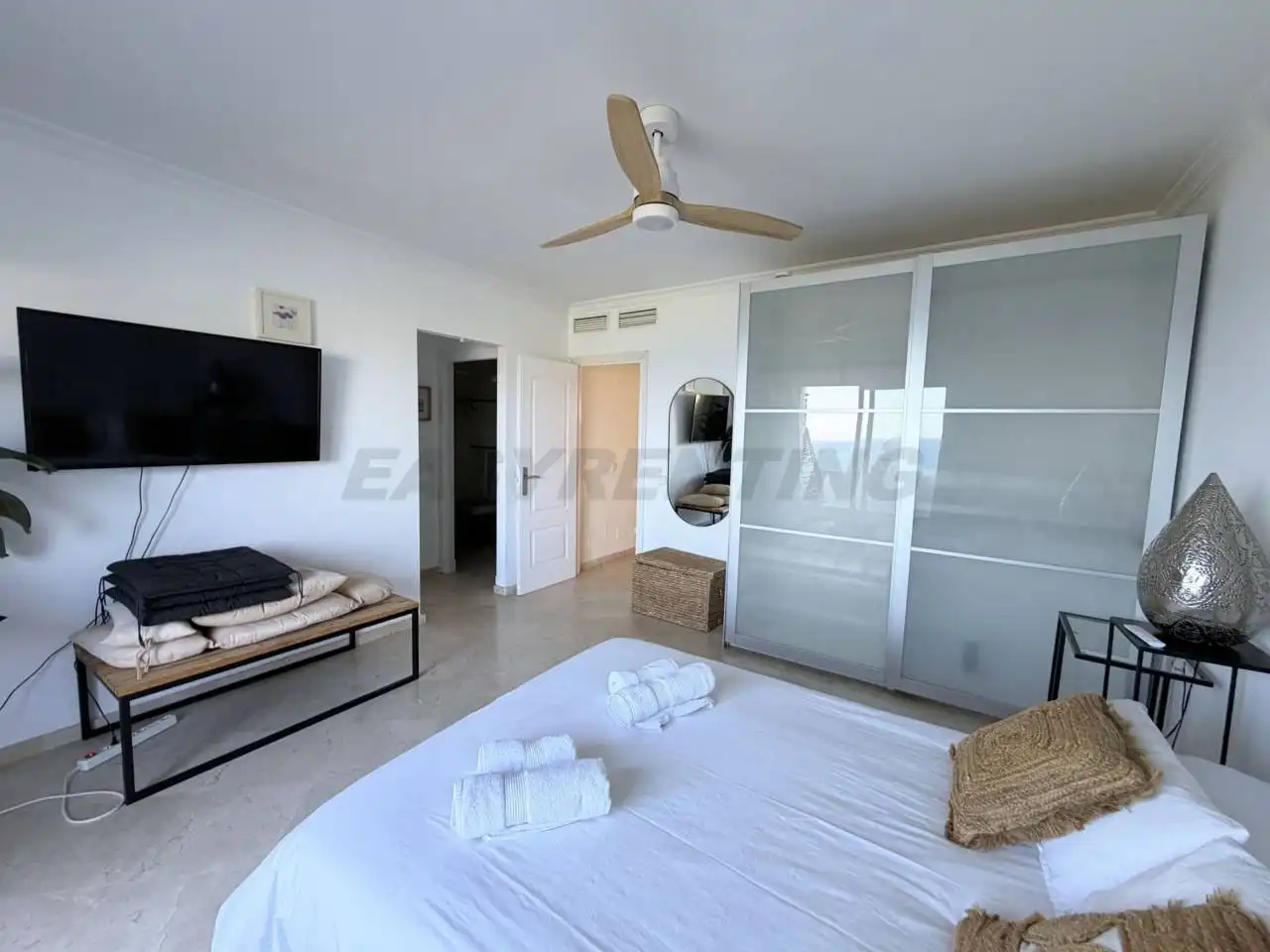 Bedroom of Detached homes for rent in La Alcaidesa  with Air Conditioner, Terrace and Furnished