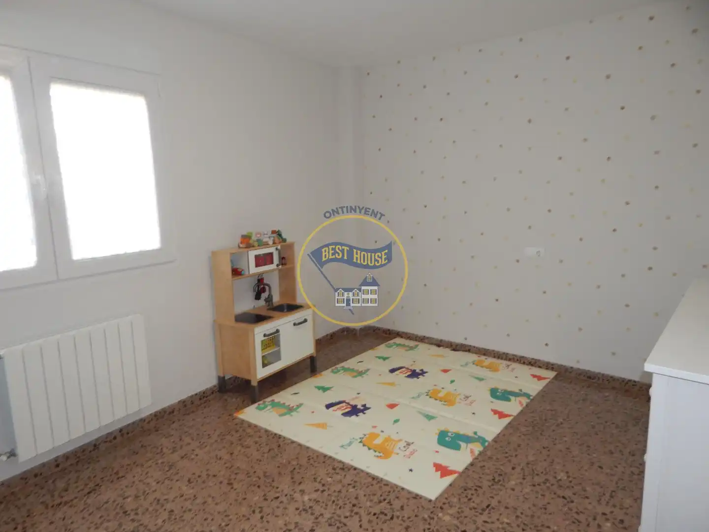 Wohnung zum Verkauf in Bocairent mit Klimaanlage, Heizung und Abstellraum