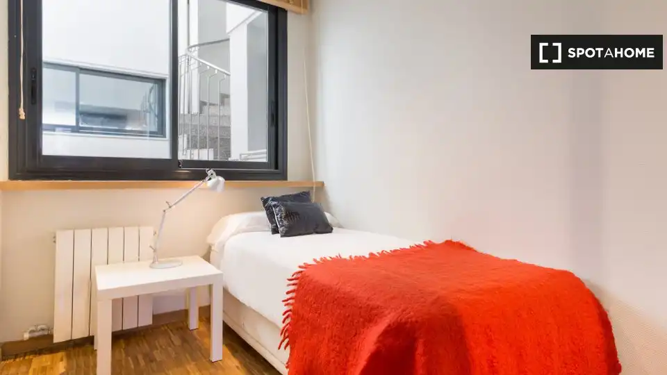 Appartamento con terrazza in affitto a Sarrià - Sant Gervasi, imagen 13