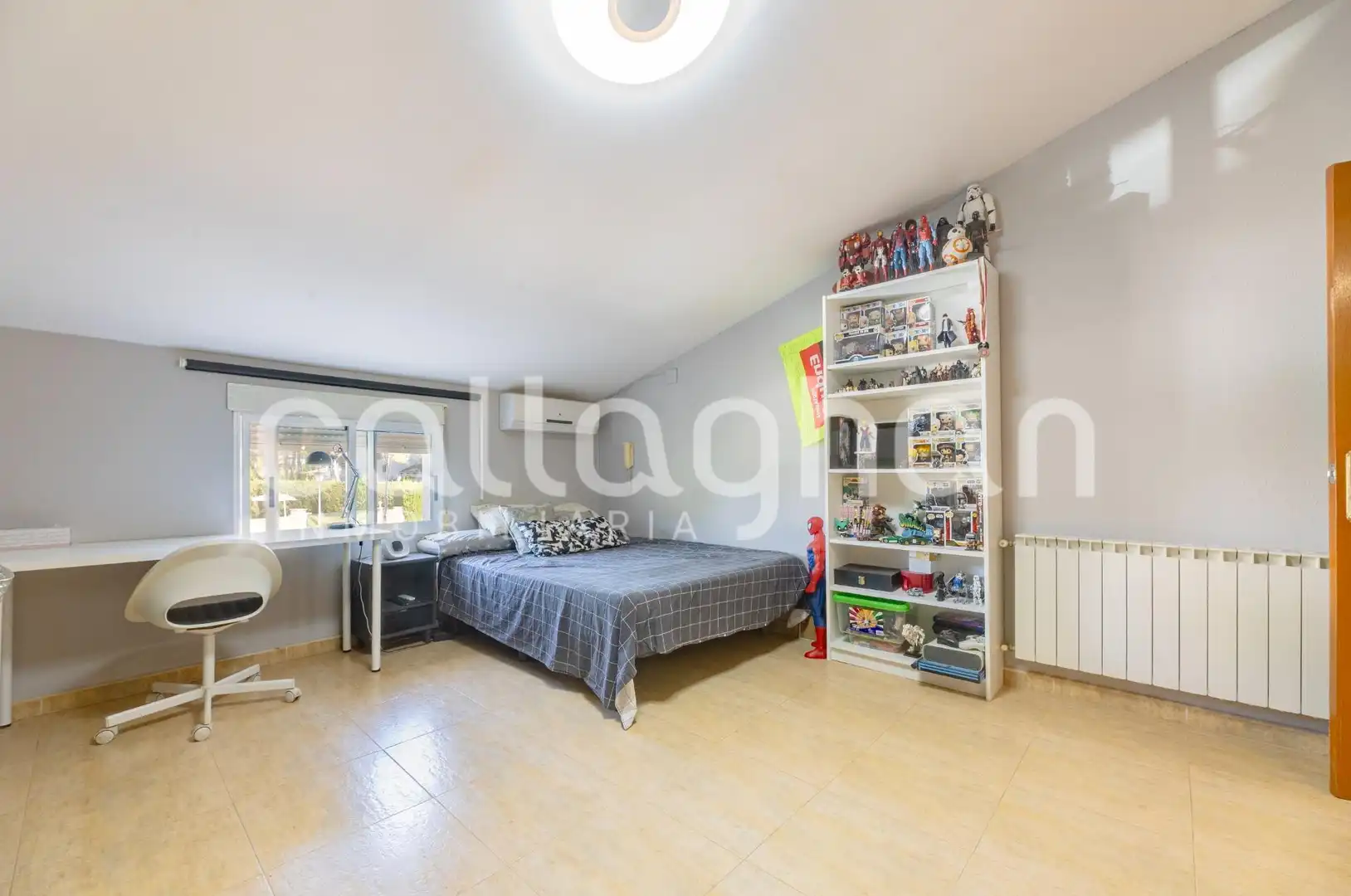 Bedroom of Houses for sale in Serra  with Air Conditioner, Heating and Private garden