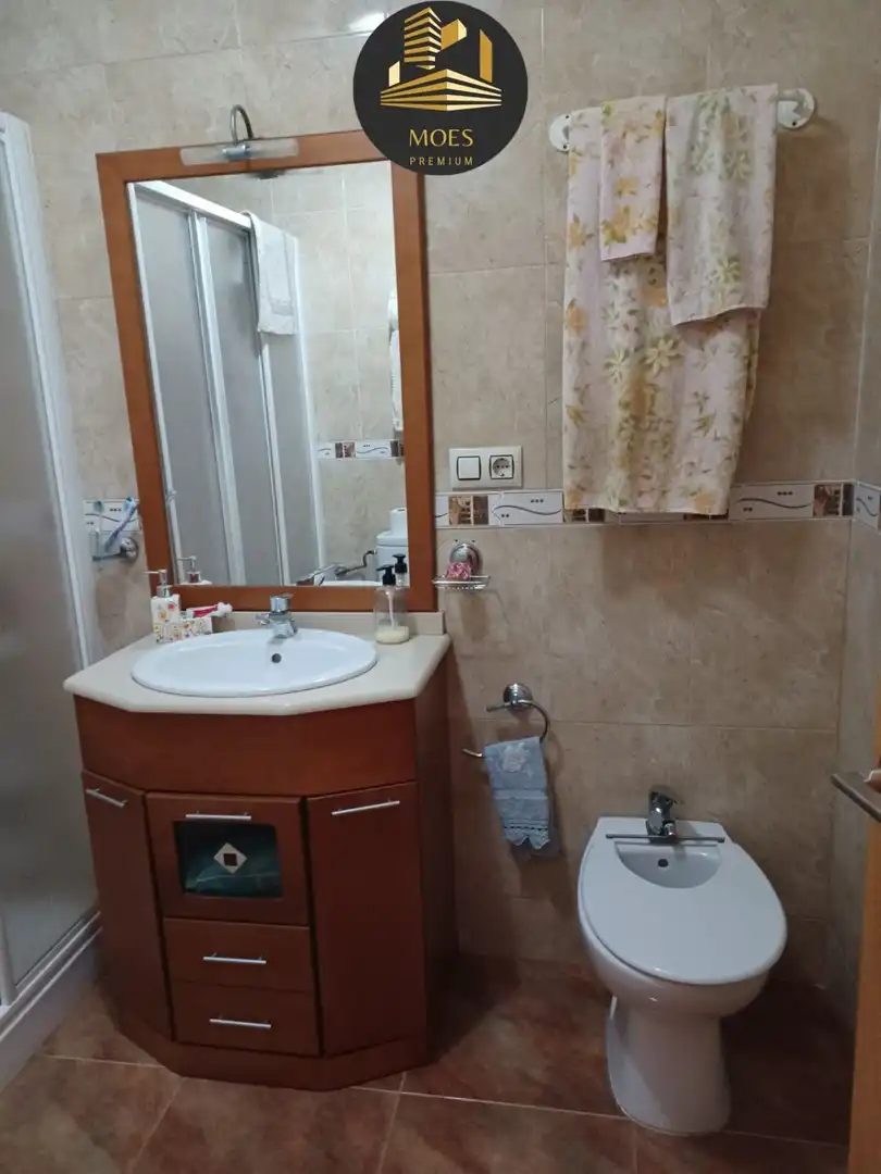 Bany de Casa o xalet en venda en Torreblascopedro amb Aire condicionat, Calefacció i Traster