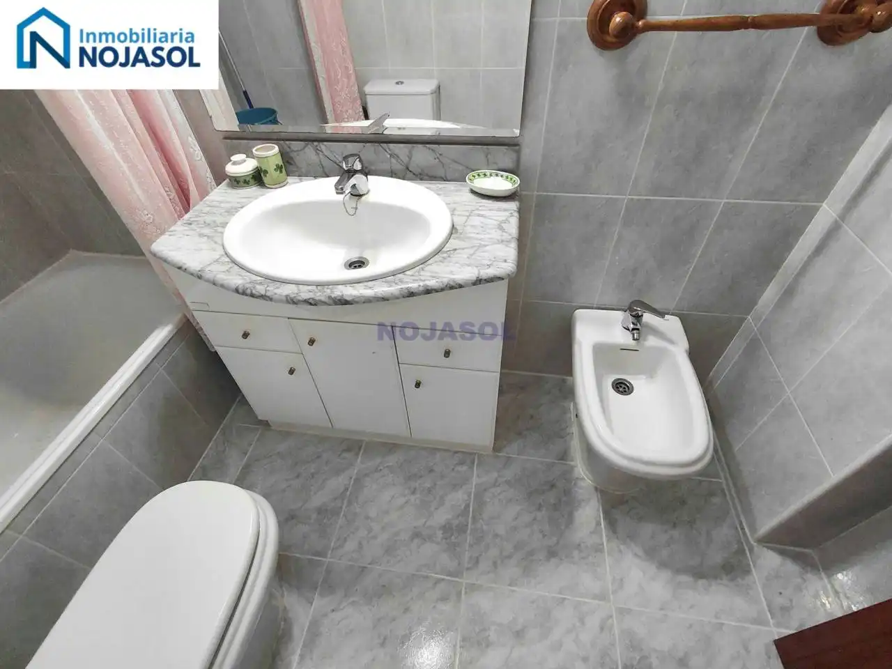 Bathroom of Apartments for sale in Tregadín