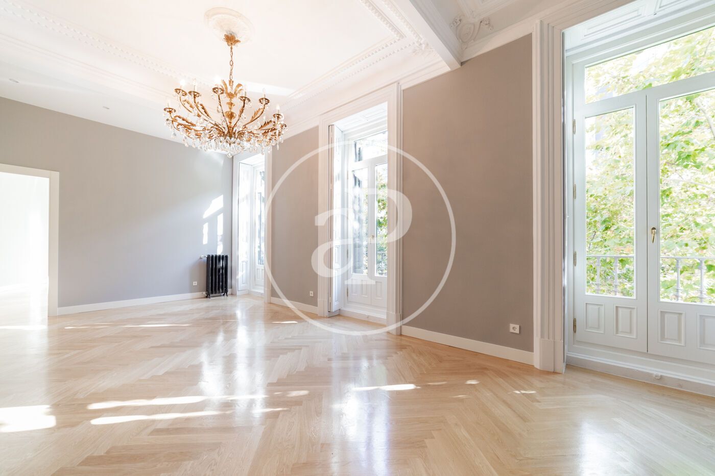 Living room of Flat to rent in  Madrid Capital  with Air Conditioner, Heating and Balcony