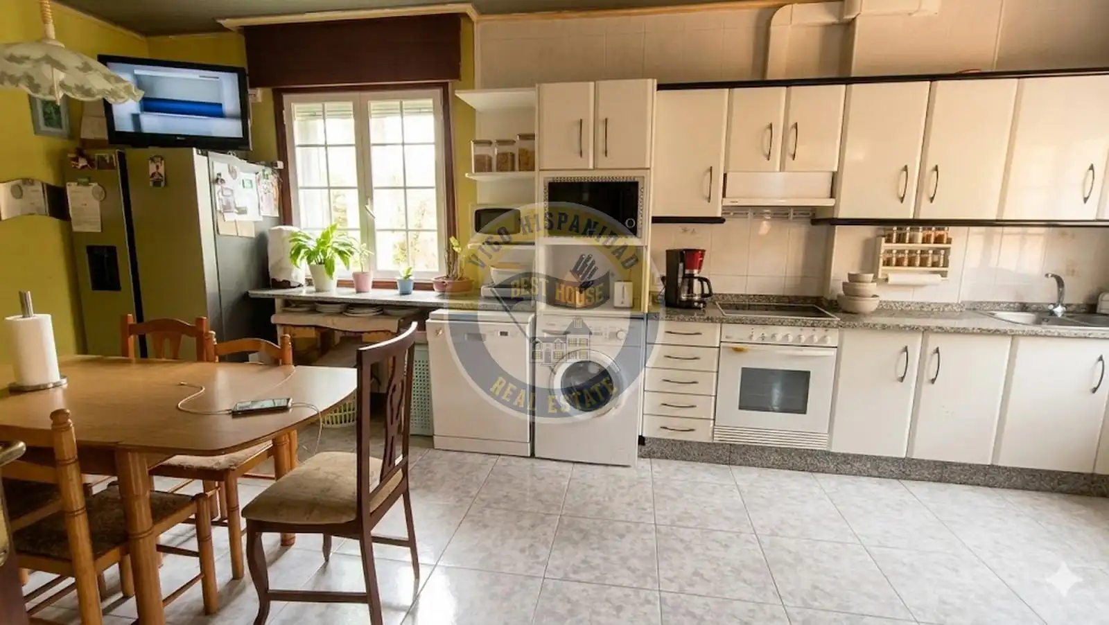 Cocina de Casa o chalet en venta en Vigo  con Calefacción, Jardín privado y Terraza