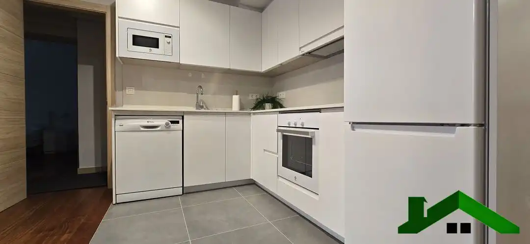Cocina de Piso de alquiler en Bilbao  con Calefacción, Terraza y Horno