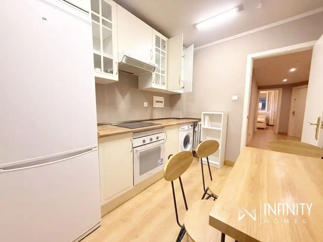 Cocina de Piso de alquiler en Bilbao  con Calefacción