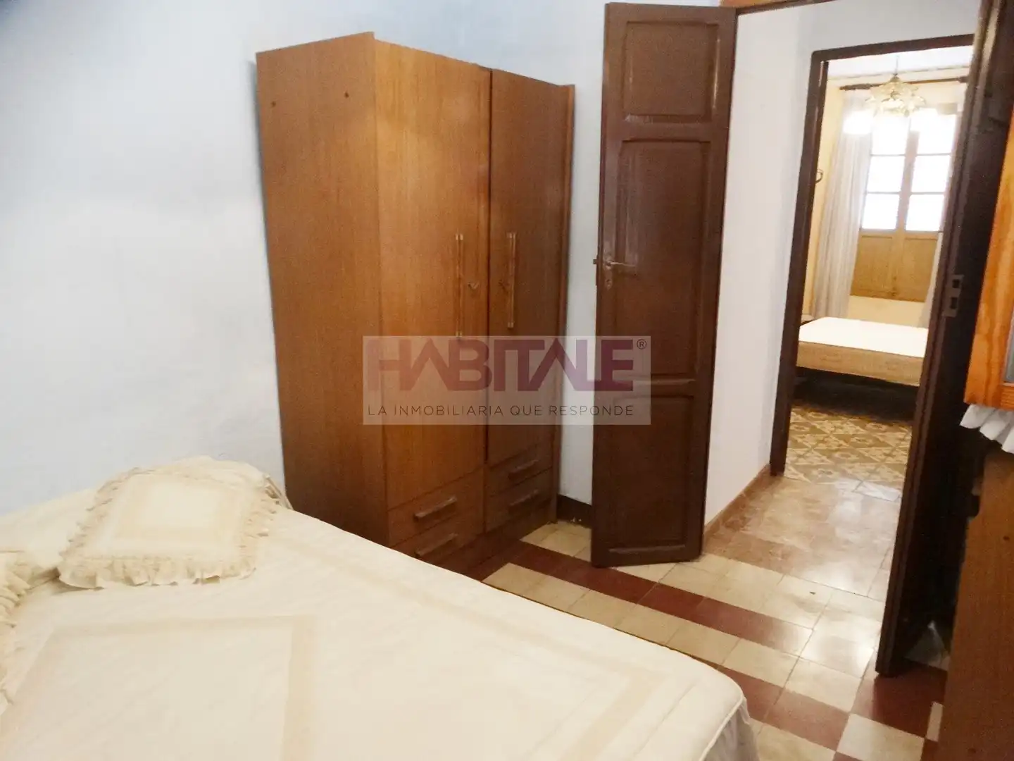 Dormitori de Casa adosada en venda en Xàtiva amb Traster i Moblat