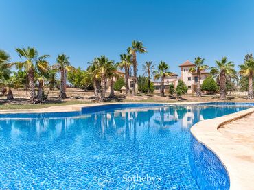 Casa con piscina en venta en Camí del Rebolledo