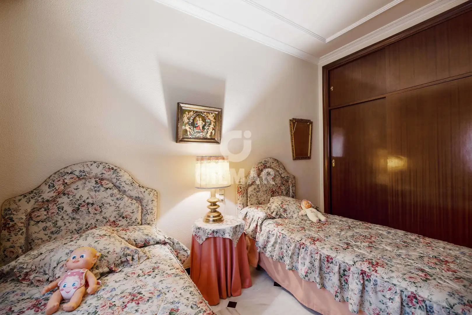 Dormitori de Casa o xalet en venda en Sevilla amb Calefacció i Jardí privat