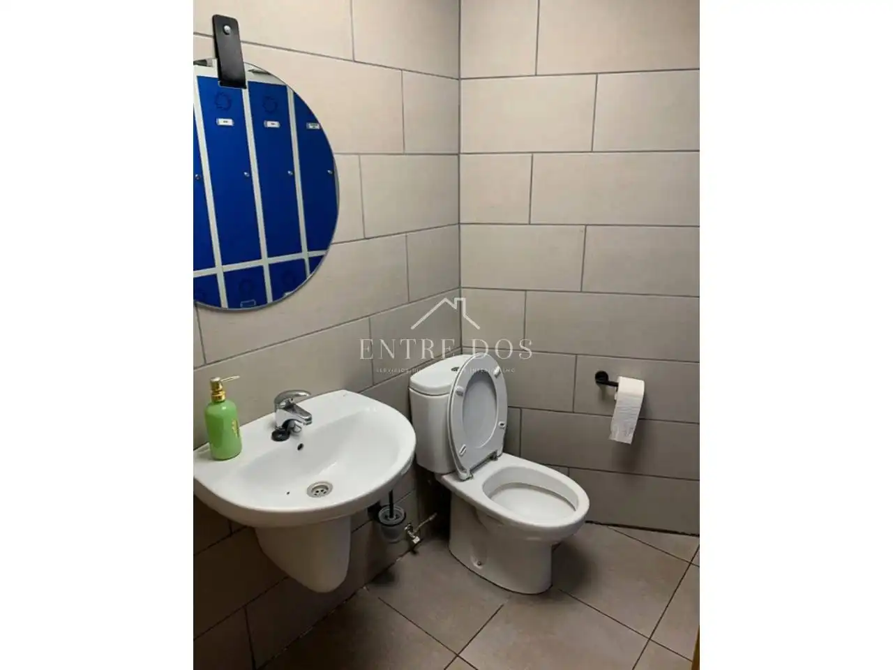 Baño de Local en venta en Almazora / Almassora con Aire acondicionado y Alarma
