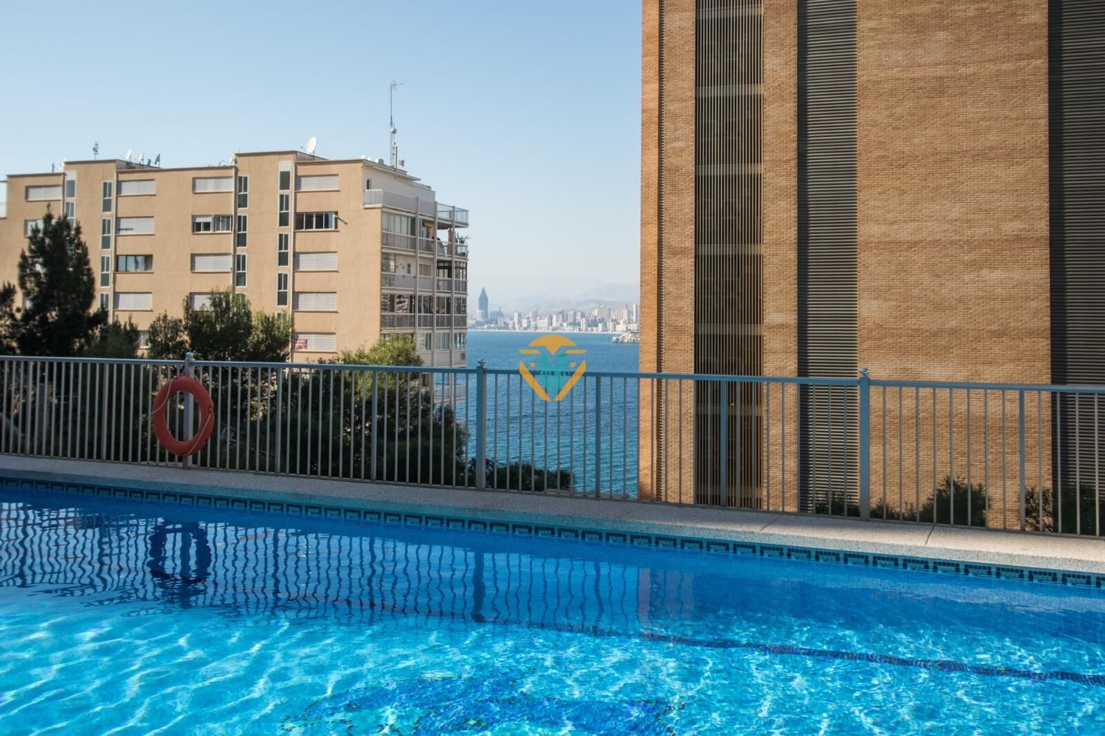 Piscina de Estudi en venda en Benidorm amb Calefacció, Jardí privat i Balcó