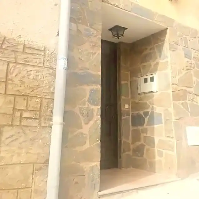 Casa adosada en venta en Torres del Río