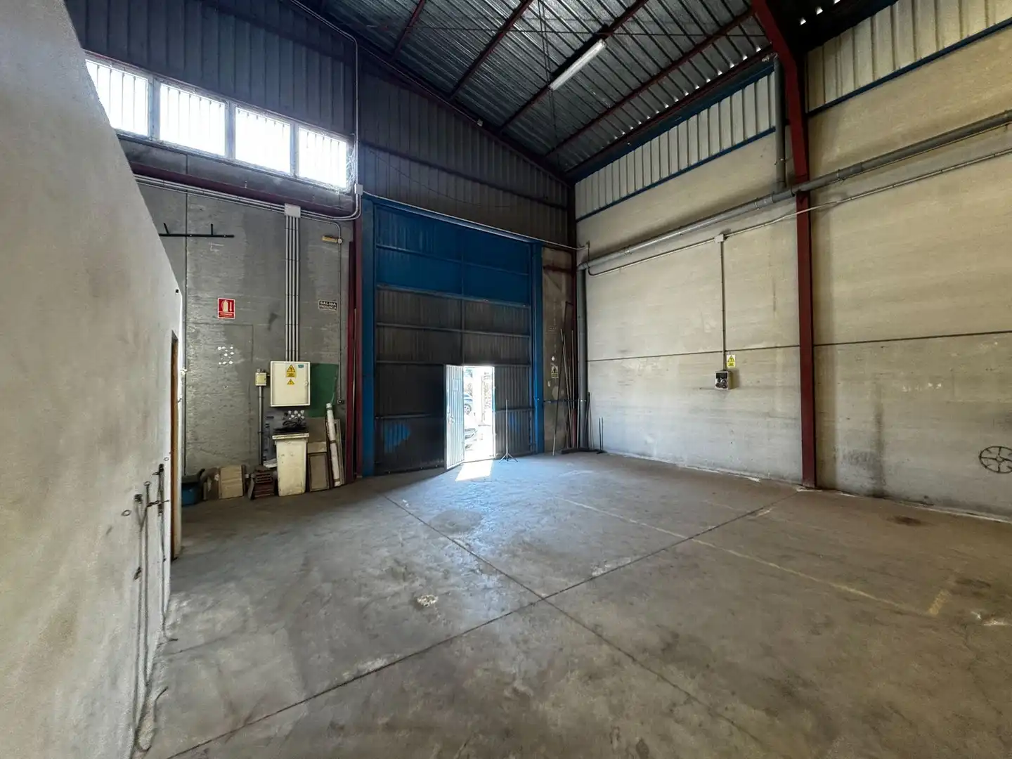 Exterior view of Industrial buildings for sale in Almería
