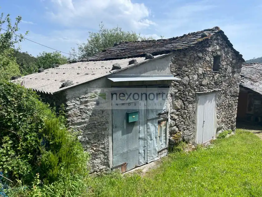 Vista exterior de Finca rústica en venda en Ourol amb Traster