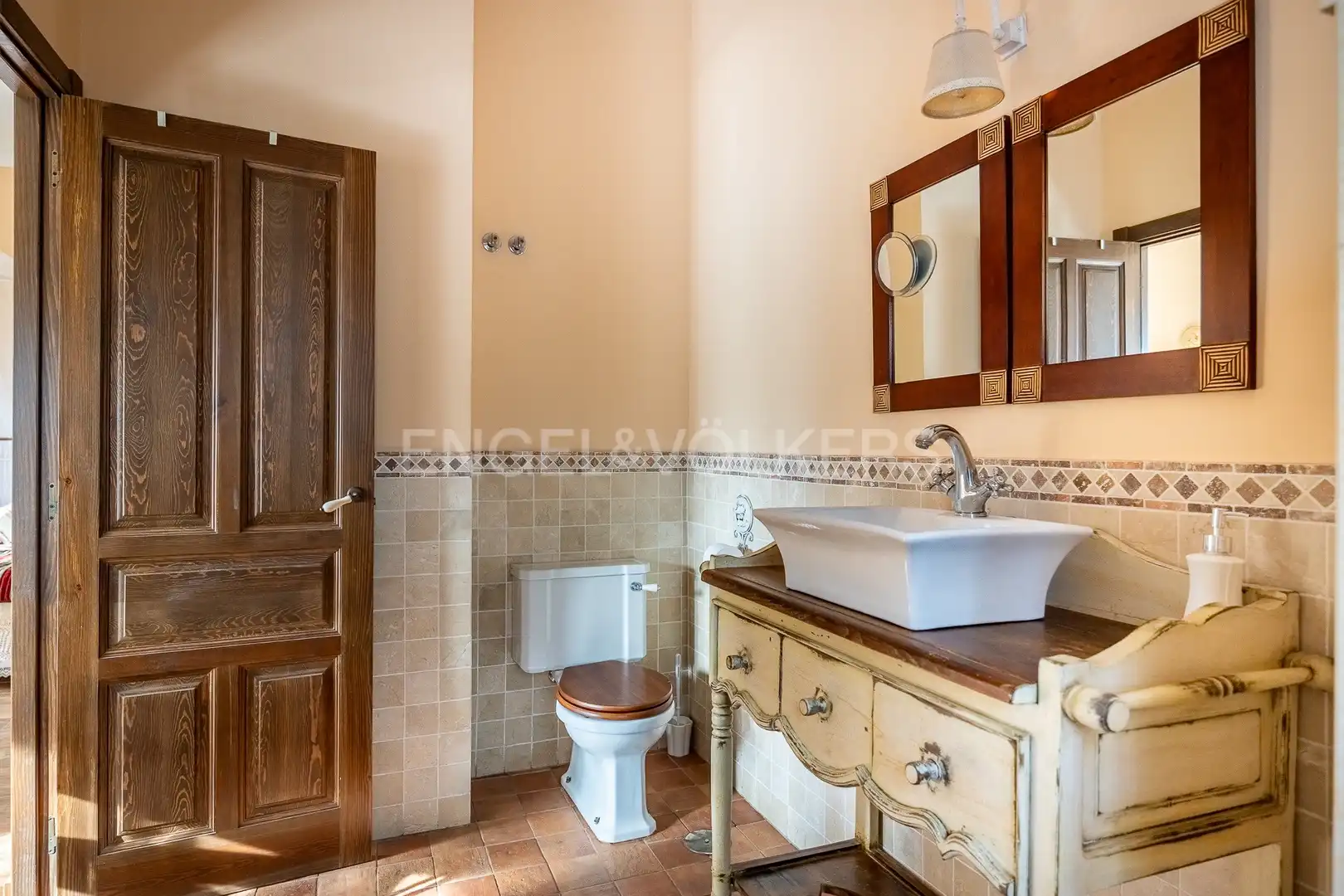 Baño de Finca rústica en venta en Olivares con Calefacción, Jardín privado y Piscina