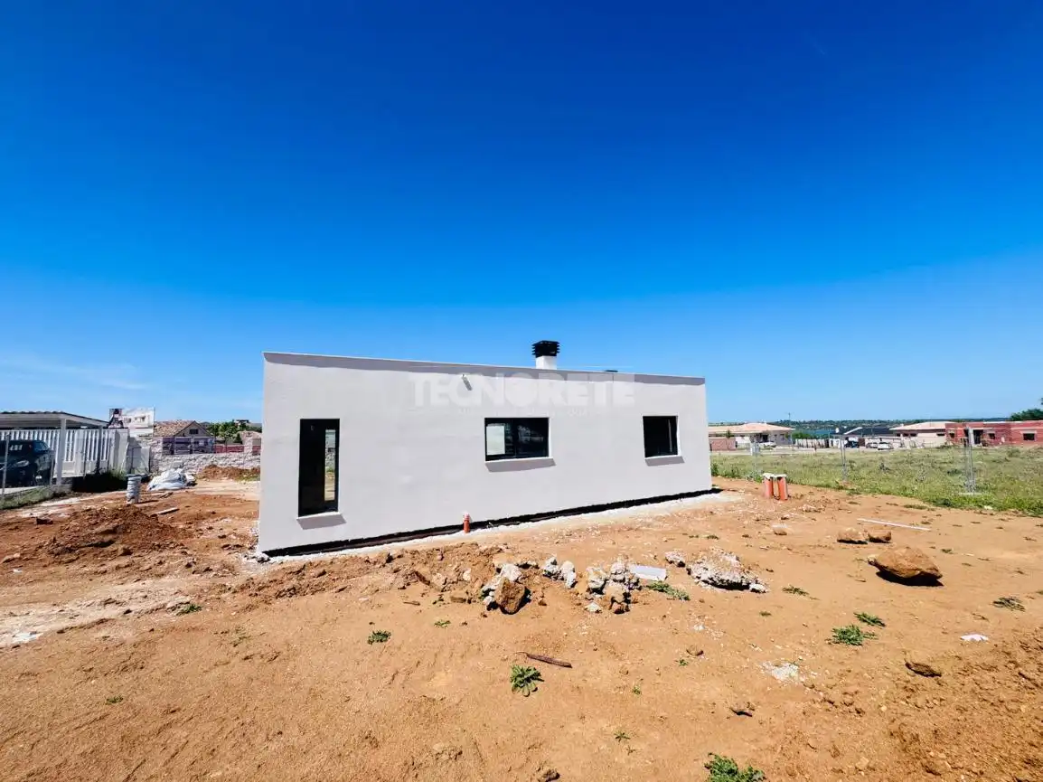 Vista exterior de Casa o chalet en venta en Layos con Aire acondicionado y Calefacción