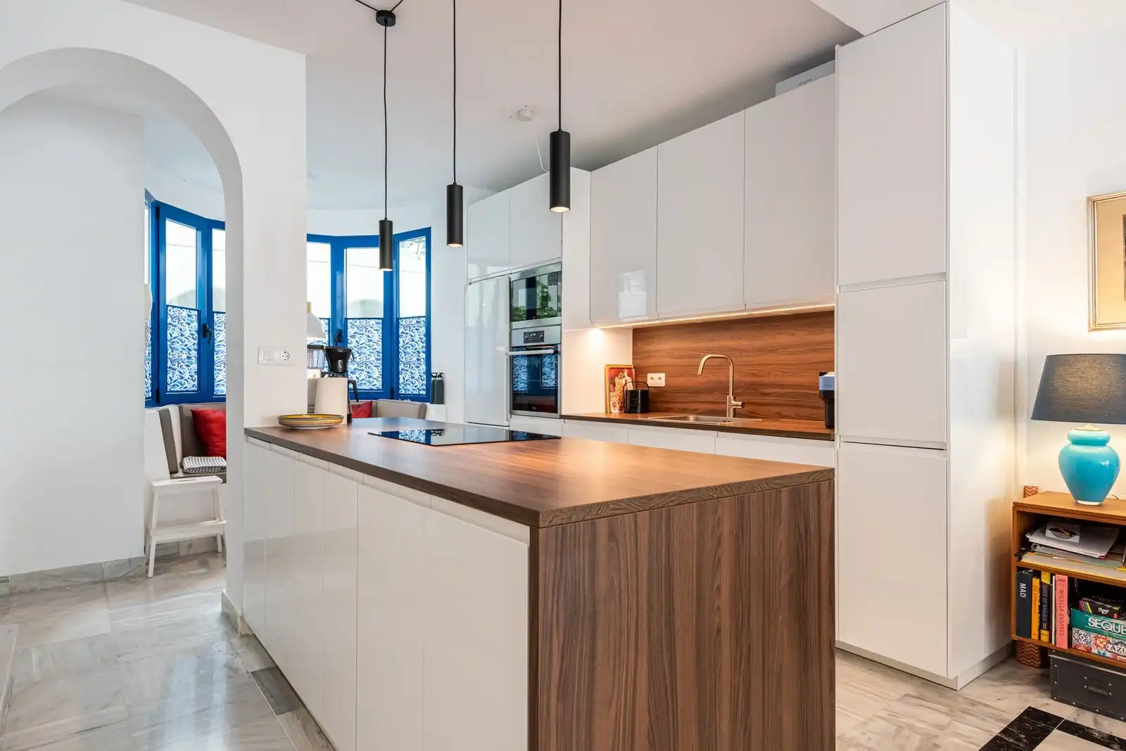 Cocina de Dúplex en venta en Marbella con Aire acondicionado, Terraza y Piscina