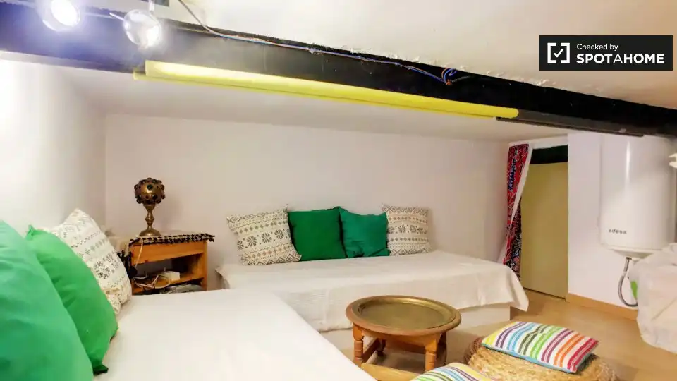 Habitació a Embajadores - Lavapiés