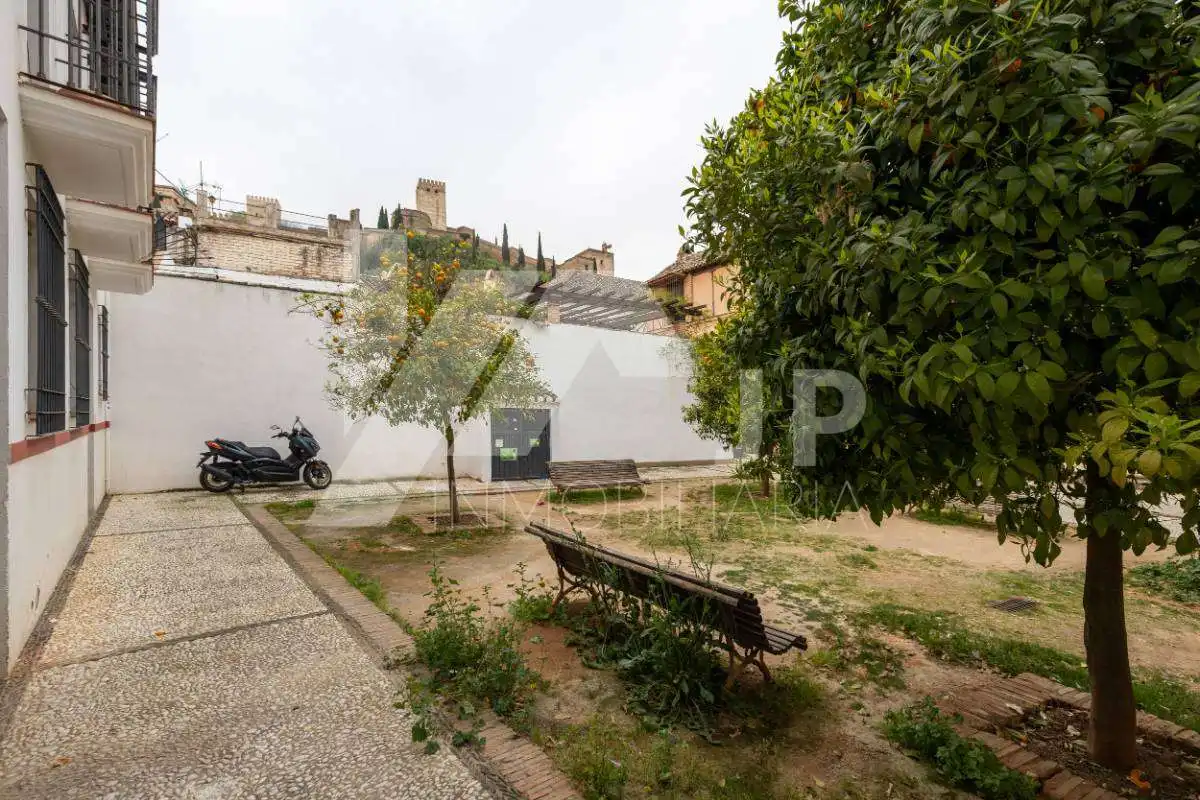 Garden of Duplexes for rent in Granada  with Heating, Furnished and Balcony