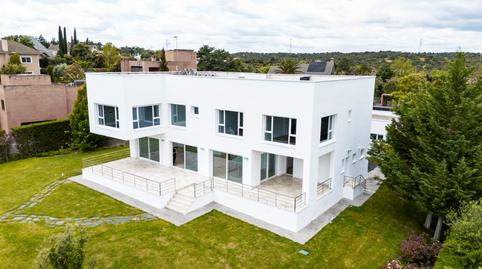 Foto 2 de Casa o xalet en venda a Calle del Naranjo de Bulnes, 85, Ciudalcampo, Madrid