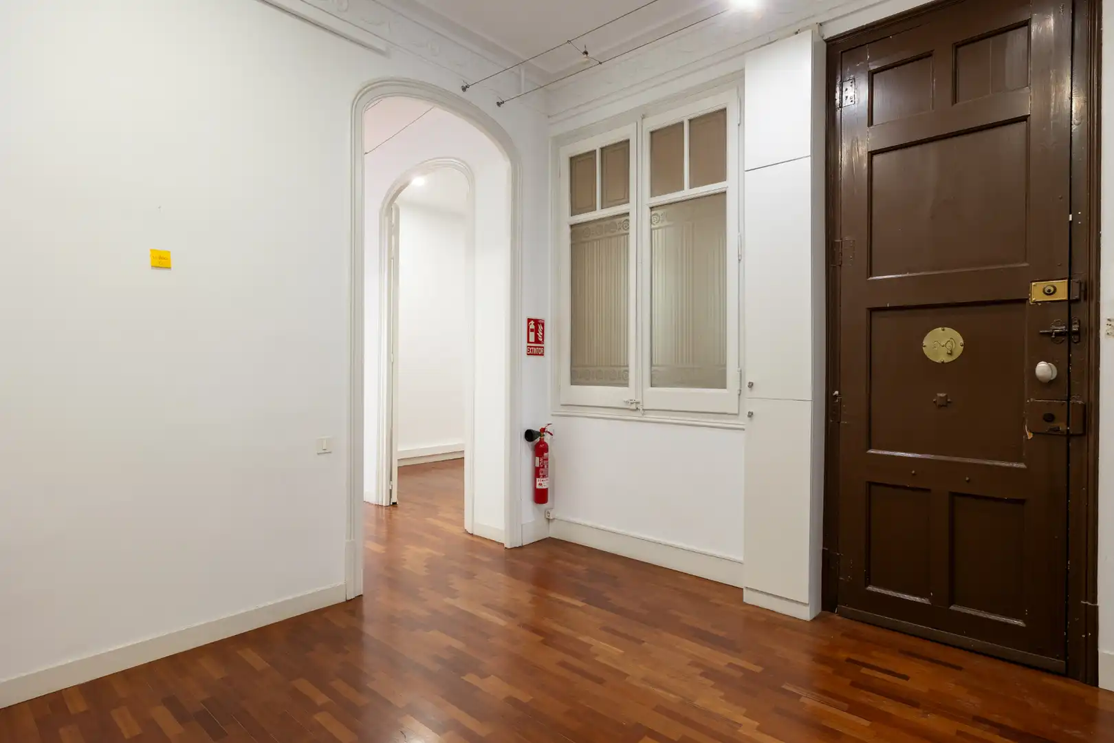 Wohnung zum Verkauf in Barcelona mit Klimaanlage, Heizung und Parkett
