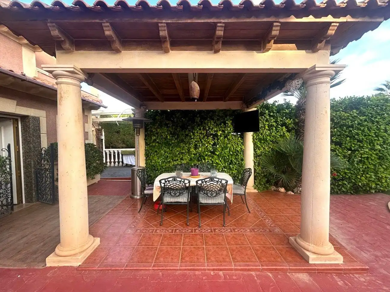Chalet con piscina en venta en Los Balcones - Los Altos, imagen 5