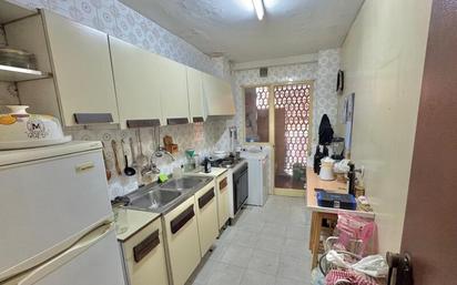 Kitchen of Flat for sale in Torrejón de Ardoz  with Terrace, Storage room and Swimming Pool