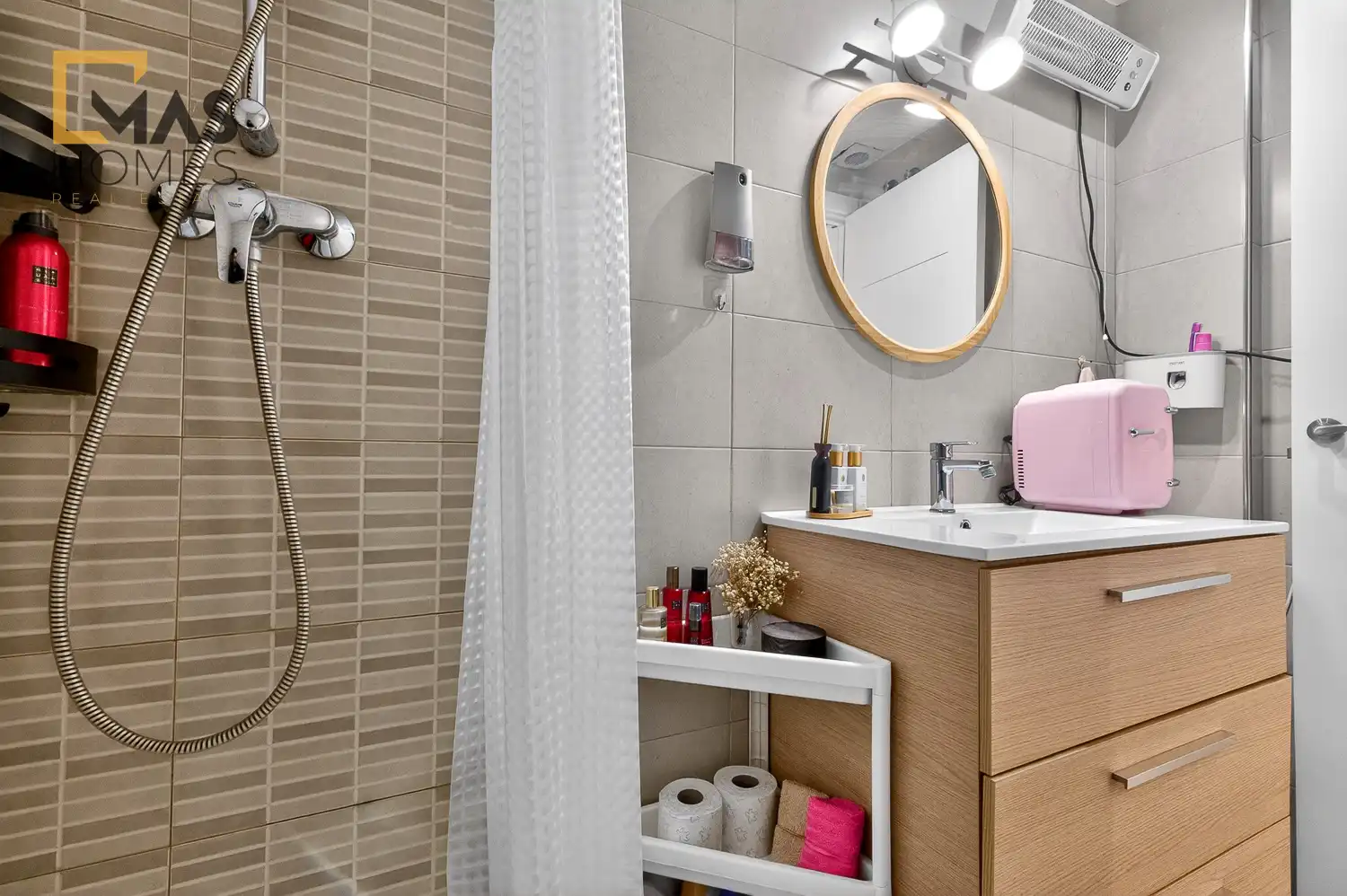 Baño de Piso en venta en Martorell con Terraza