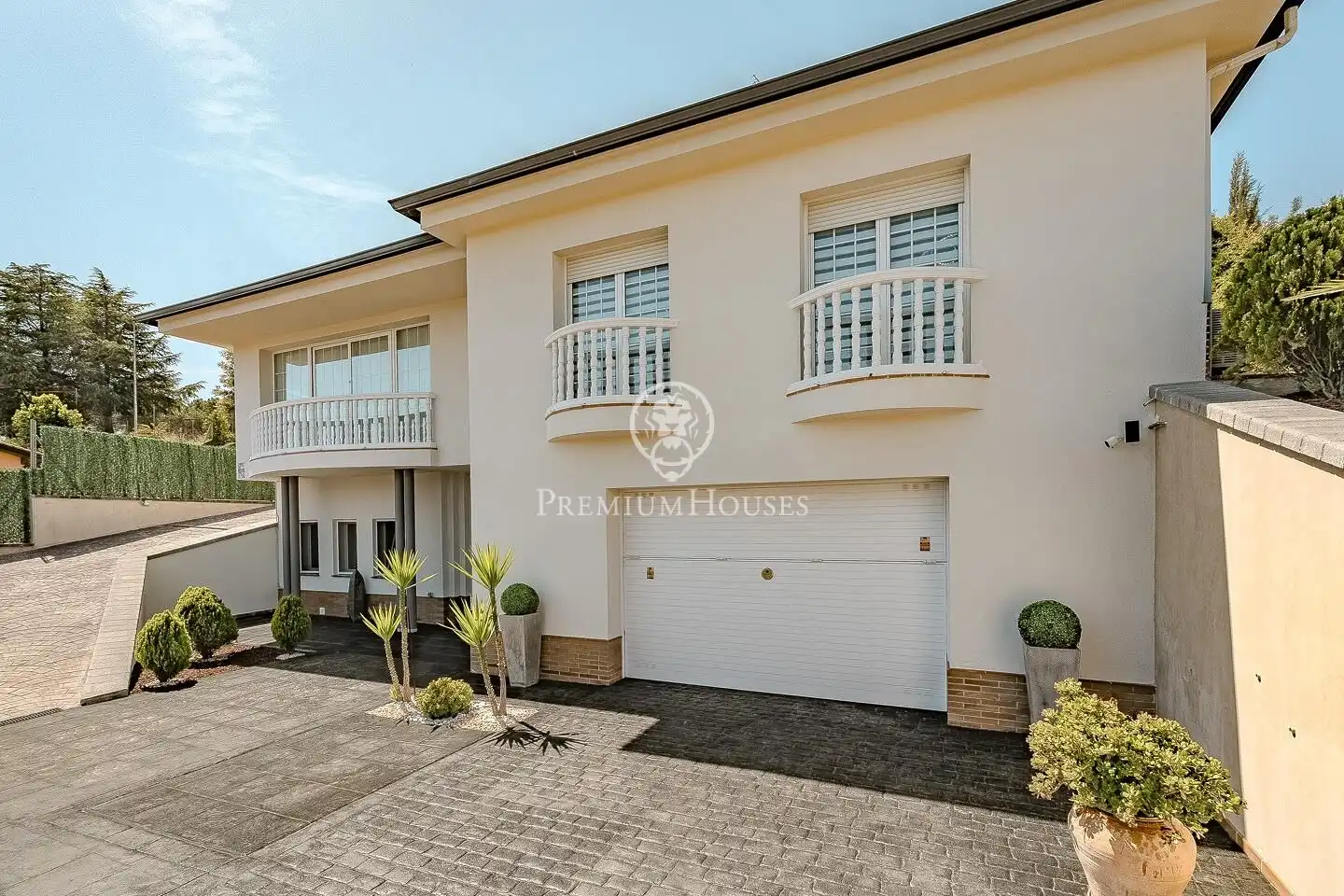Vista exterior de Casa o chalet en venta en Bigues i Riells del Fai con Aire acondicionado, Calefacción y Piscina