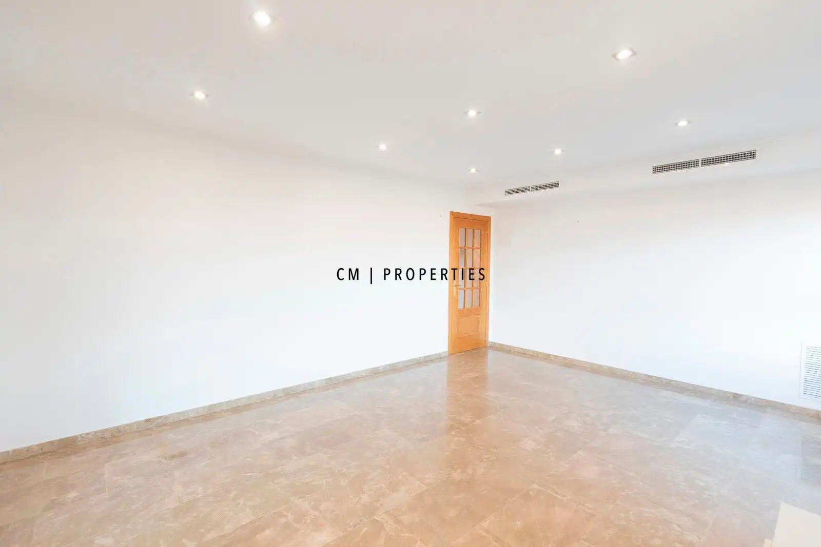 Piso en venta en Valencia con Aire acondicionado, Calefacción y Terraza