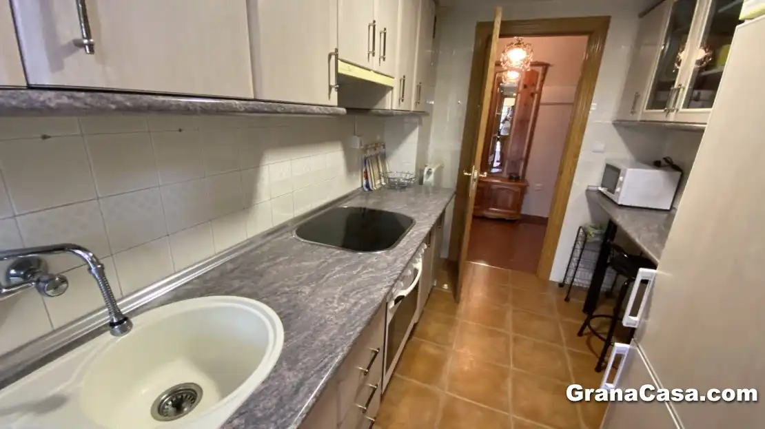 Kitchen of Flat for rent in Granada  with Heating, Terrace and Furnished