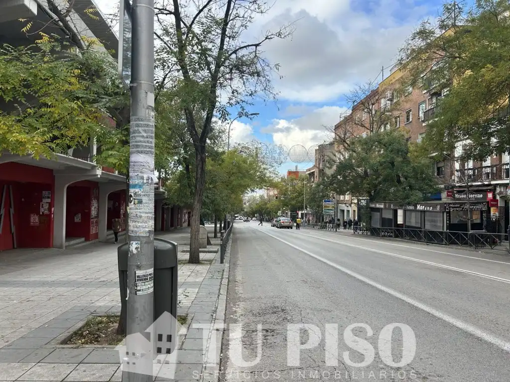 Vista exterior de Piso en venta en Madrid con Aire acondicionado