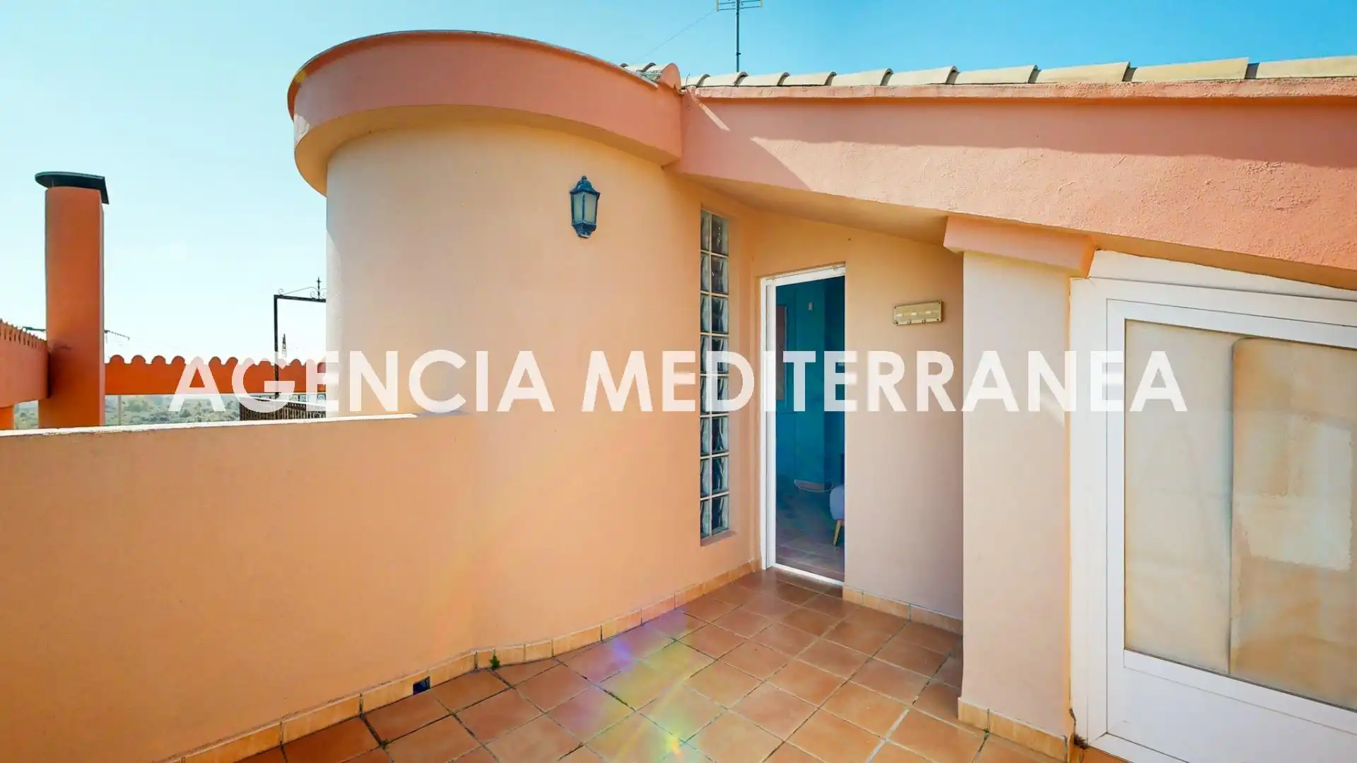 Terrassa de Casa o xalet en venda en El Puig de Santa Maria amb Aire condicionat, Calefacció i Jardí privat