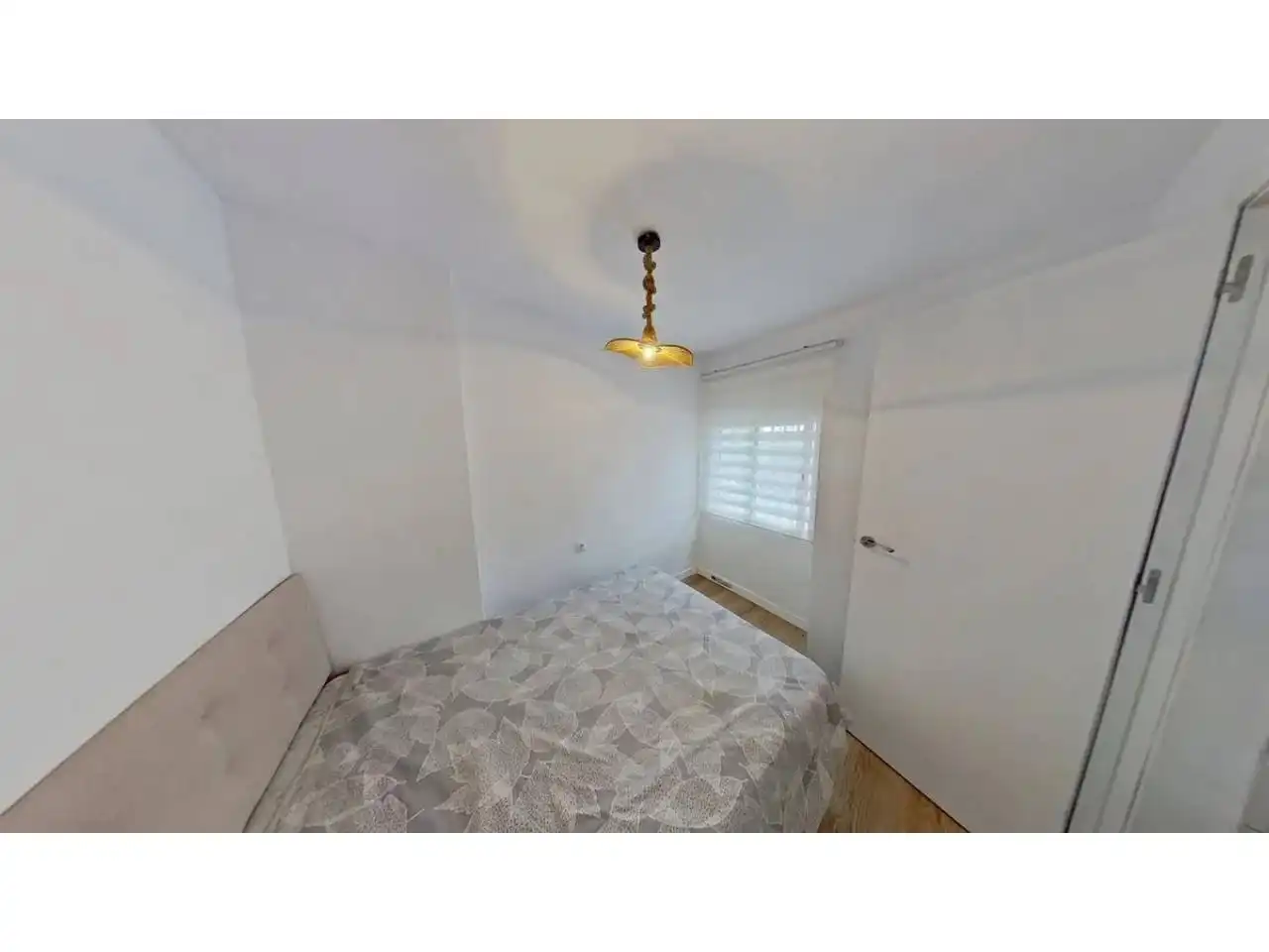 Schlafzimmer von Wohnung zum Verkauf in Barcelona mit Parkett und Möbliert
